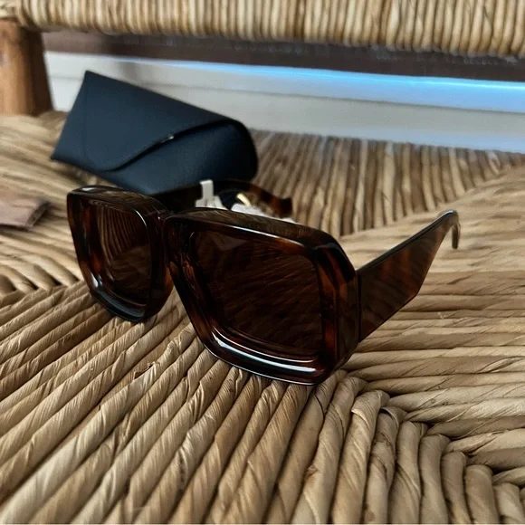 LOEWE Paula's Ibiza Dive Oversized Square-Frame Tortoiseshell Acetate Sunglasses - Picture 5 of 11